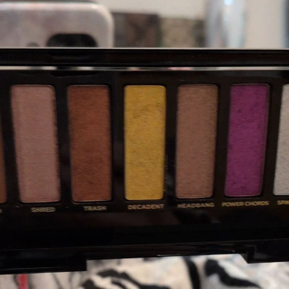 Urban Decay Naked Metal Mania Eyeshadow Palette